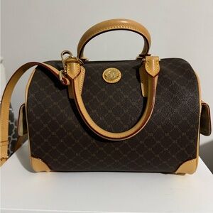 Rioni Small Boston satchel